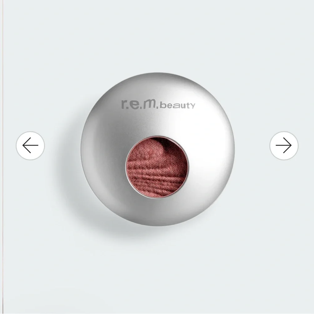 r.e.m. beauty HYPERNOVA SATIN MATTE BLUSH